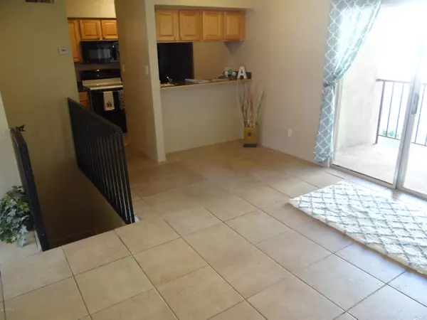 Tucson, AZ 85712,1600 N Wilmot Road #176