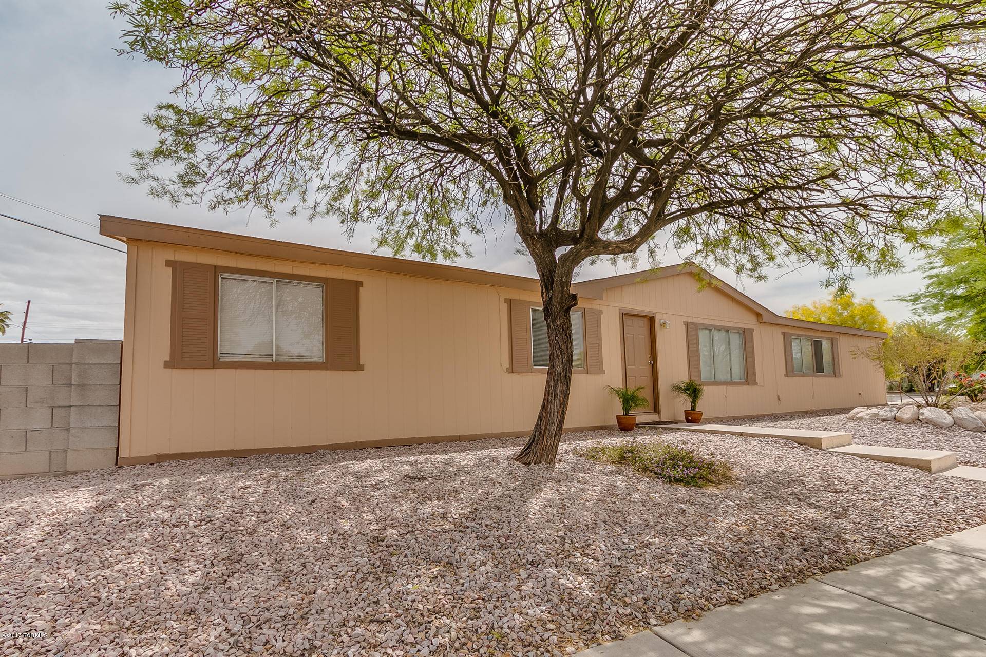 4063 E Spring Water Drive, Tucson, AZ 85706