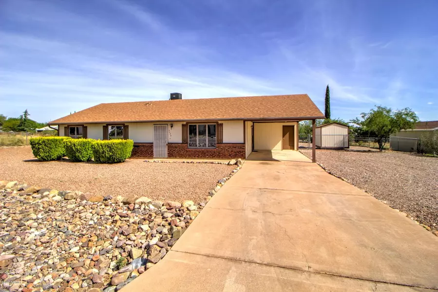 5489 E Madalein Drive, Hereford, AZ 85615