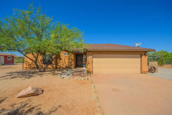 913 N Solar PlaceE, Vail, AZ 85641