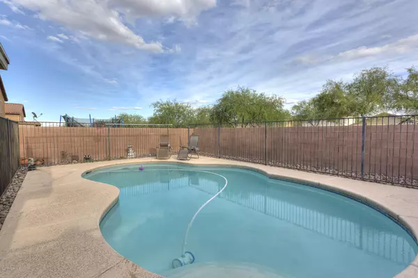 Green Valley, AZ 85614,511 W Amber Hawk Court