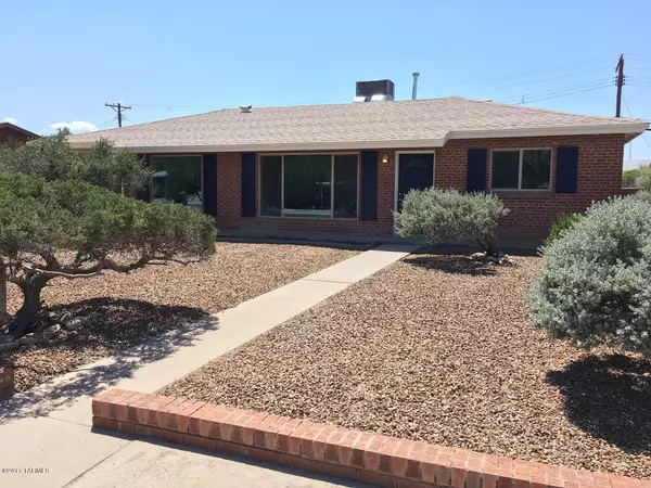 6620 E JULIA Street, Tucson, AZ 85710