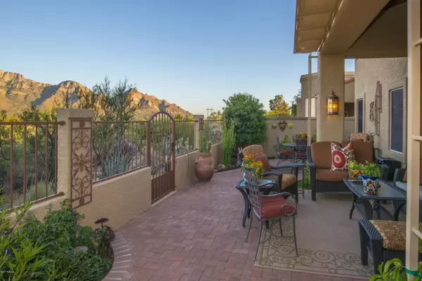 Oro Valley, AZ 85755,12768 N Running Coyote Drive