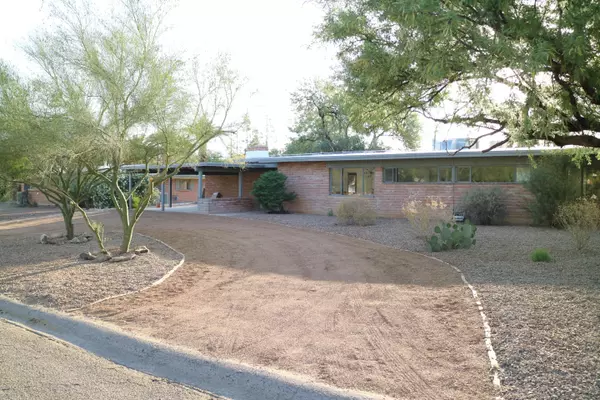 Tucson, AZ 85715,2432 N Indian Ridge Drive