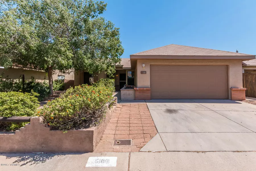 5180 W Malachite Place, Tucson, AZ 85742