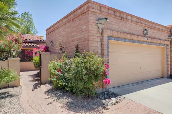 40 E Inverness Drive, Oro Valley, AZ 85737