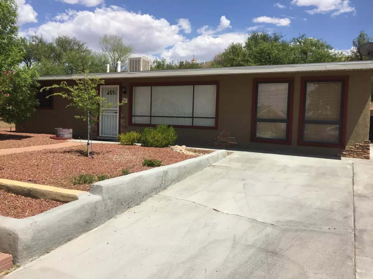 Benson, AZ 85602,647 S Foothill Drive