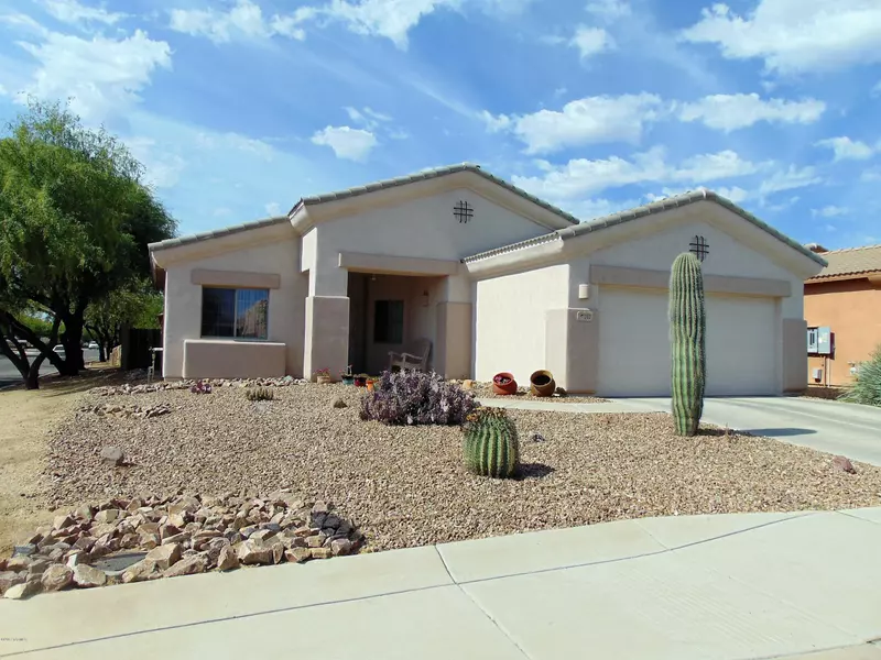 350 E Calle Albita, Green Valley, AZ 85614