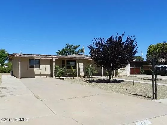 307 Dragoon Street, Huachuca City, AZ 85616