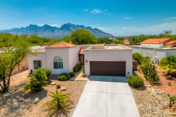 10254 N Fox Hunt Lane, Tucson, AZ 85737