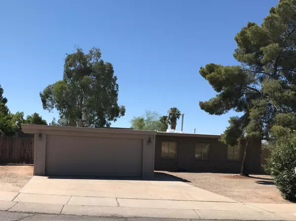 3017 W Treeline Drive, Tucson, AZ 85741