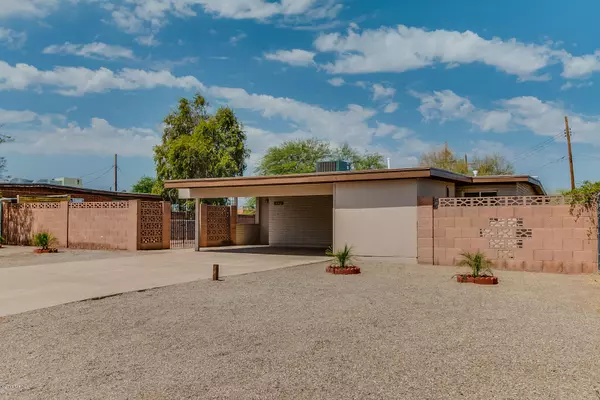 942 S Sherwood Village Drive, Tucson, AZ 85710