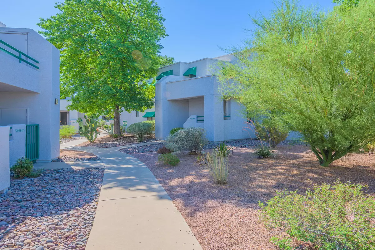 Tucson, AZ 85710,7949 E Colette Circle #155