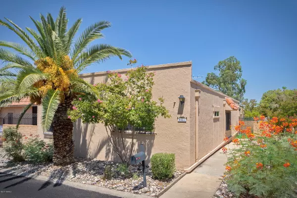 8351 E Cypress Point Lane, Tucson, AZ 85710