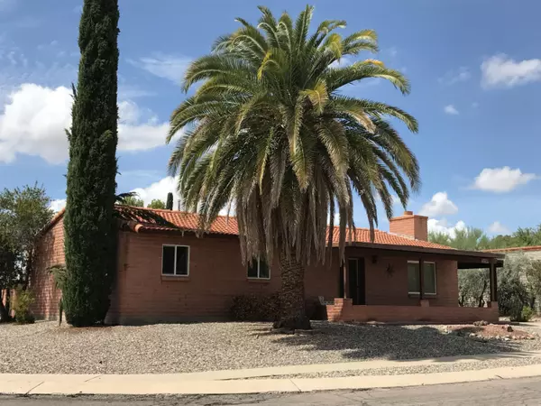 222 E La Espina, Green Valley, AZ 85614