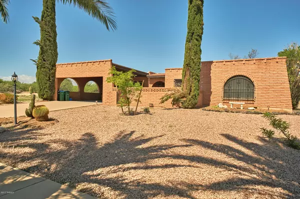 1221 N Paseo Maravilloso, Green Valley, AZ 85614