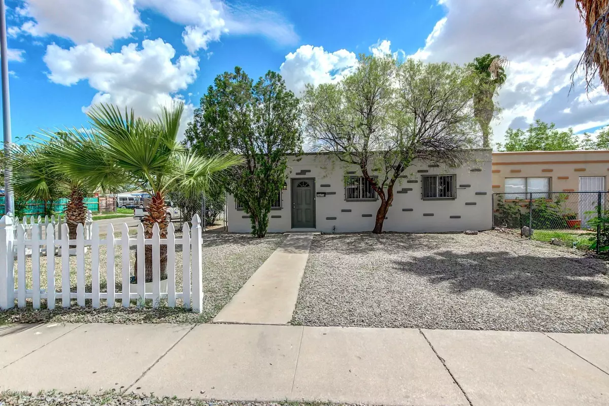 Tucson, AZ 85713,3670 E 32nd Street