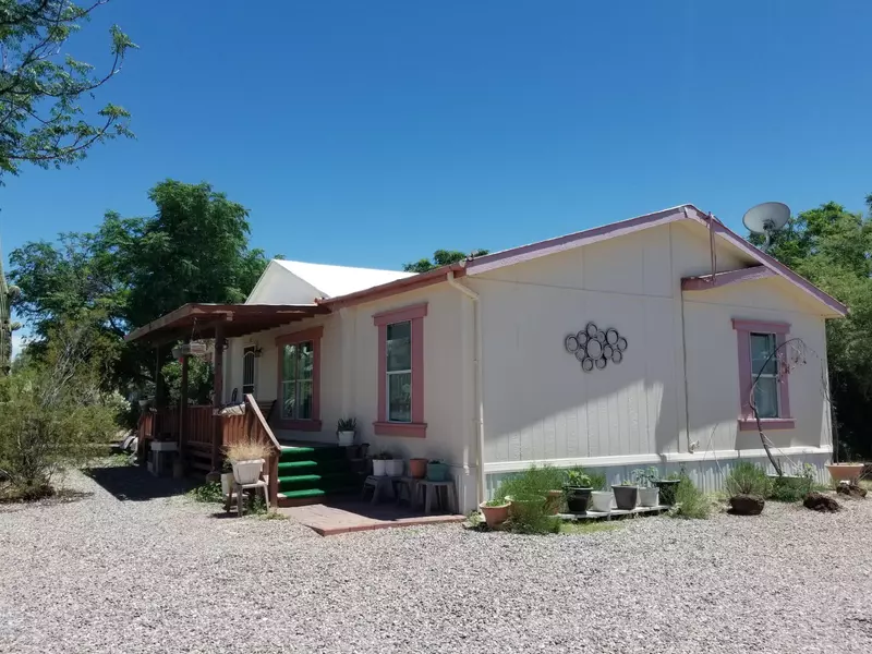 9051 W Dudley Street, Tucson, AZ 85735