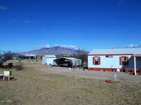 25215 E Comanche Trail, Benson, AZ 85602