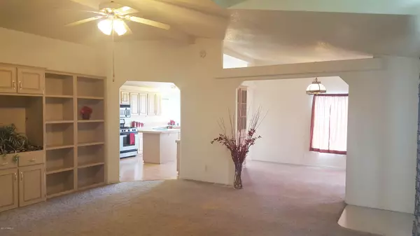 Benson, AZ 85602,410 N Warren Drive