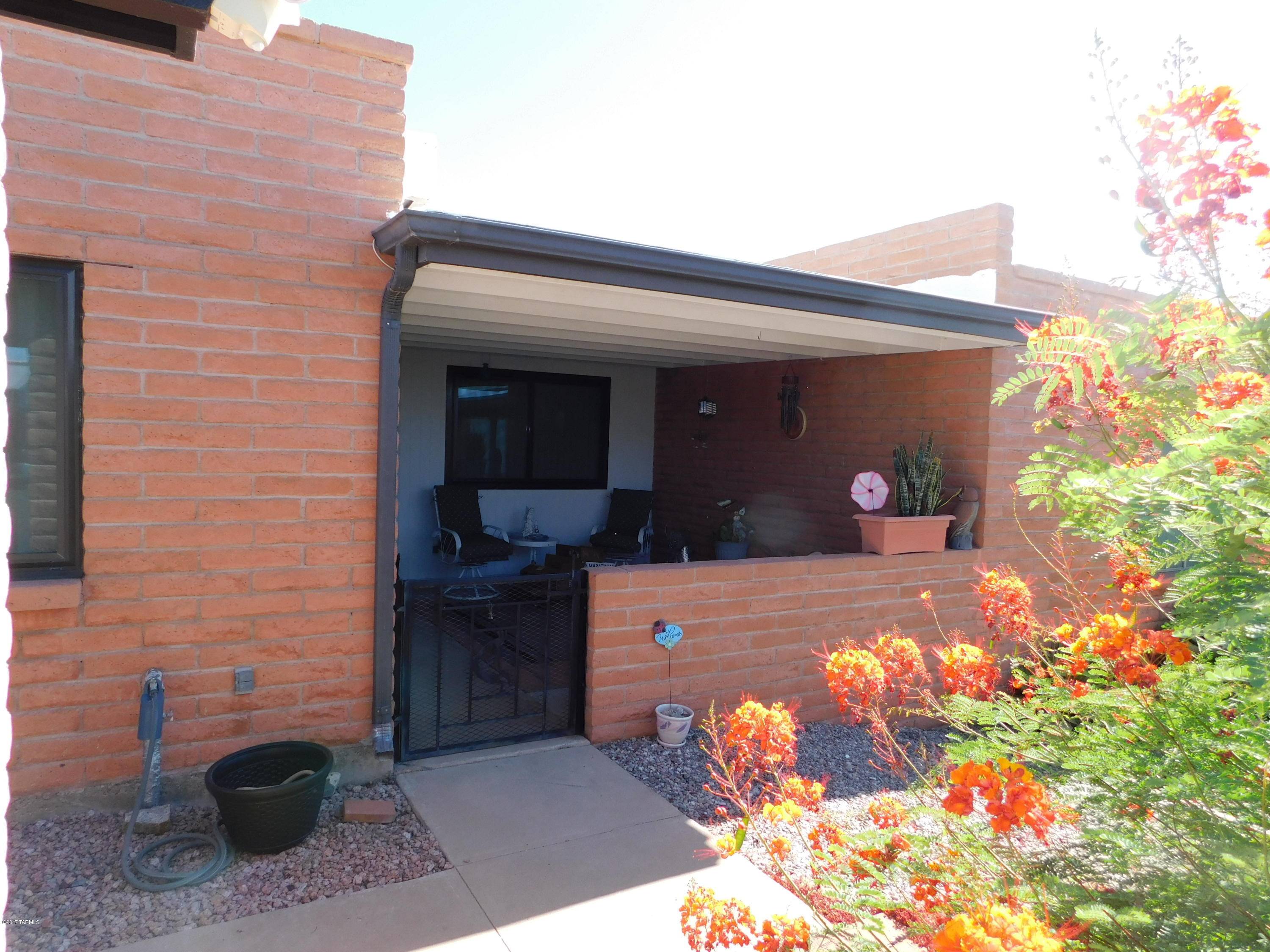 Green Valley, AZ 85614,340 W Via Del Heroe