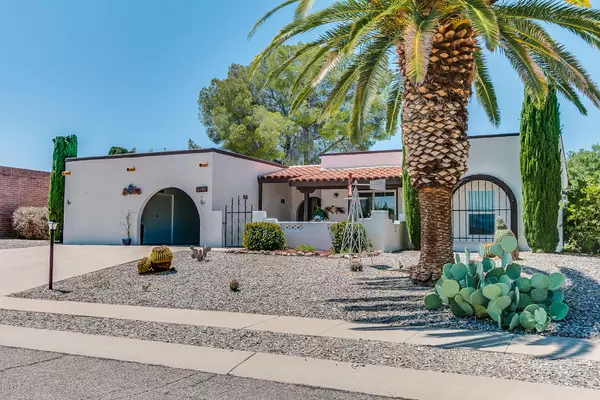 1401 N Paseo Maravilloso, Green Valley, AZ 85614