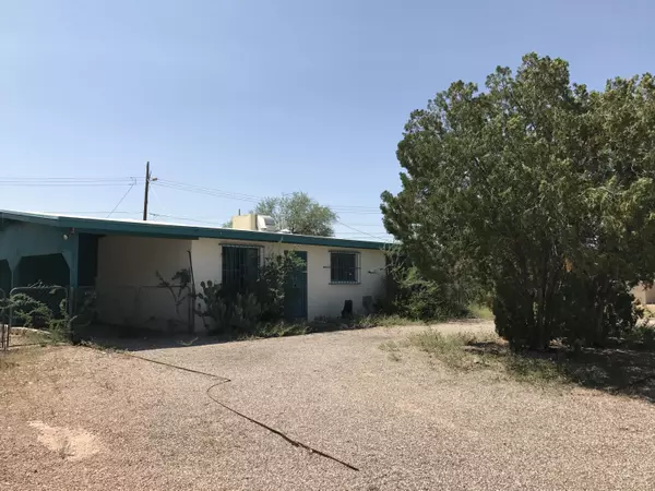 1849 W Calle Del Arroyito, Tucson, AZ 85713