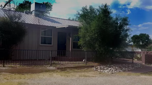 522 E 7th Street, Benson, AZ 85602