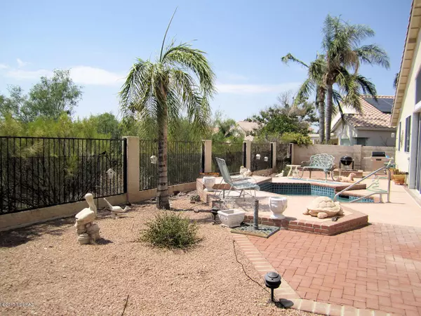 11359 N Eagle Landing Place, Oro Valley, AZ 85737