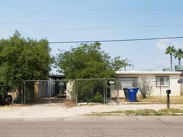 126 W Laguna Street, Tucson, AZ 85705