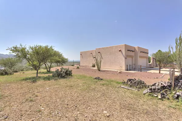 Rio Rico, AZ 85648,283 Camino Josefina