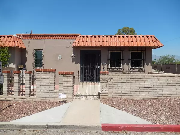 1214 S Camino Seco, Tucson, AZ 85710