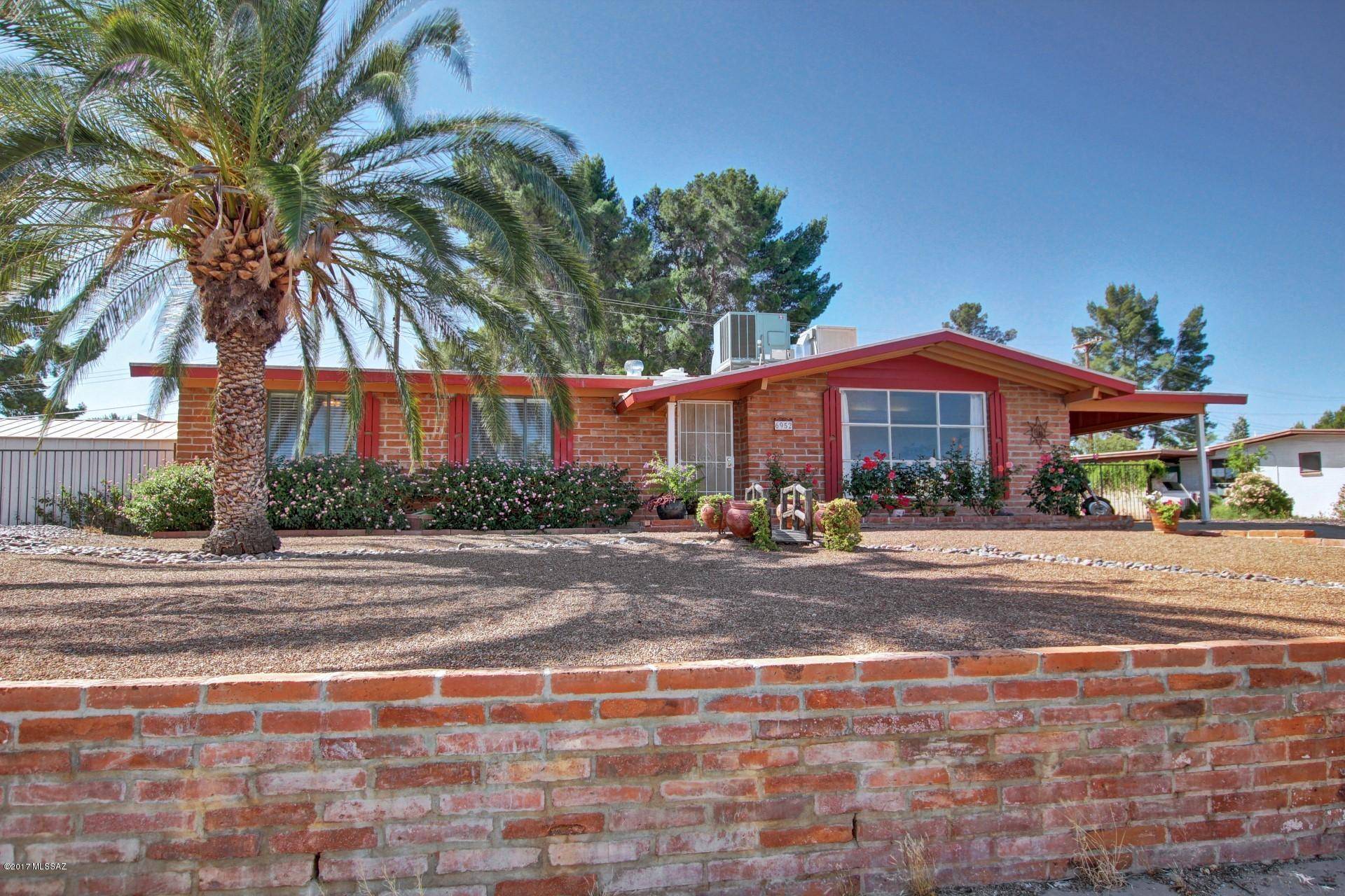 6952 Princeton DriveE, Tucson, AZ 85710