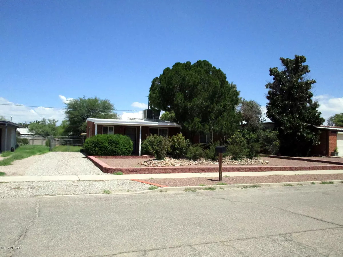 Tucson, AZ 85716,2731 E 21St Street