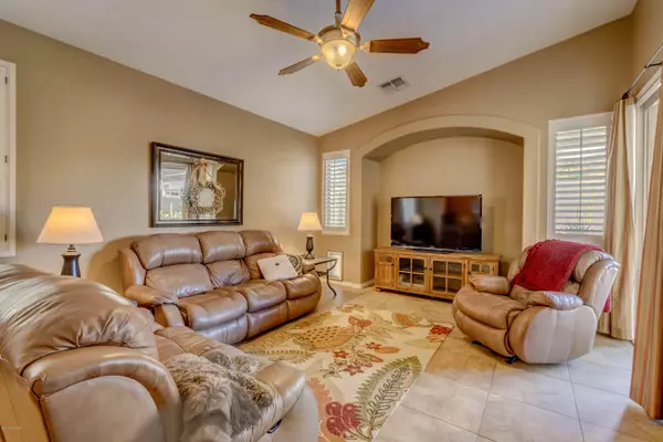 Oro Valley, AZ 85755,332 W Sacaton Canyon Drive