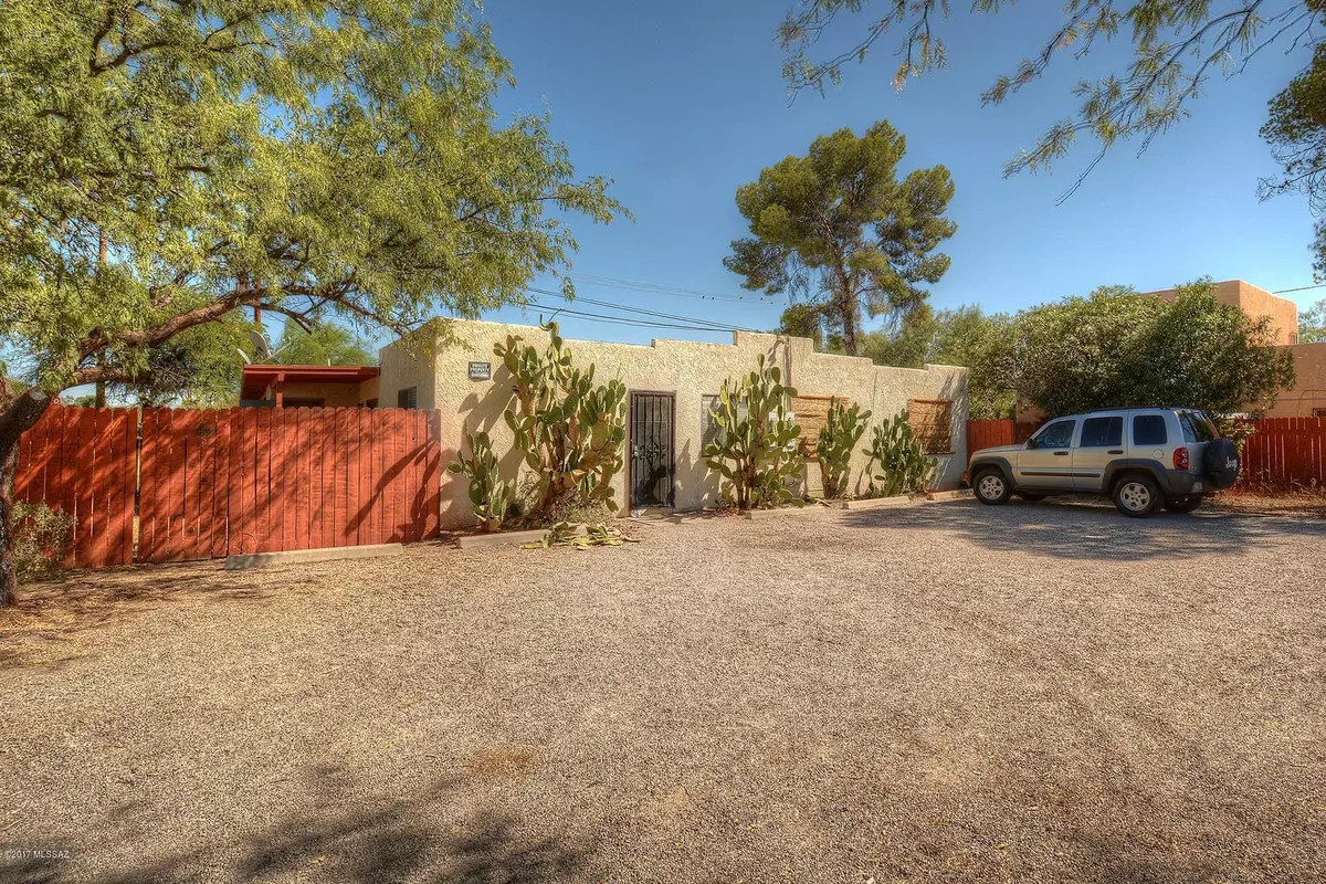 Tucson, AZ 85716,3870 E Lee Street