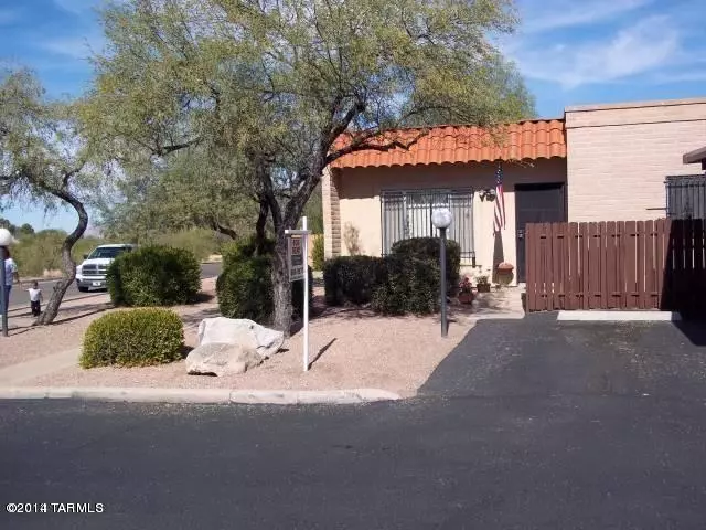 Tucson, AZ 85710,671 S Pantano Pw S