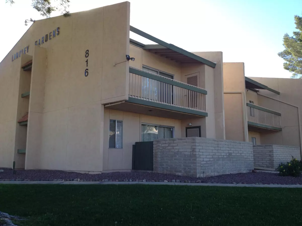 Tucson, AZ 85710,816 S Langley Avenue #101