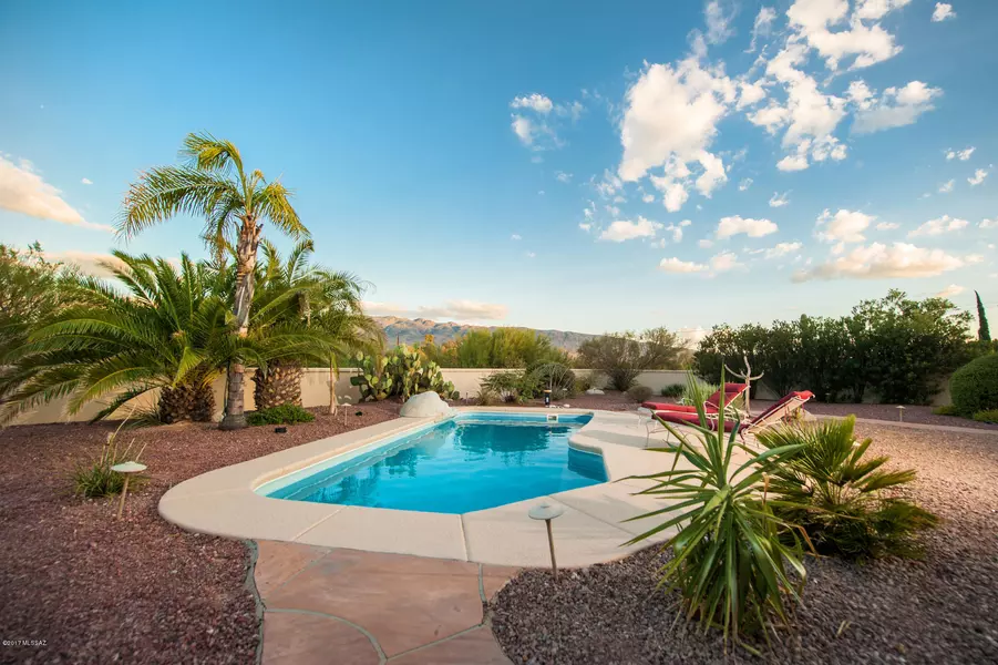 2424 N Cavalry Trail, Tucson, AZ 85749