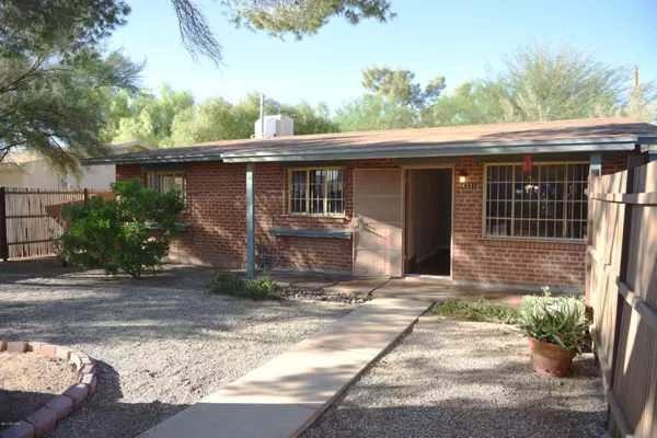 Tucson, AZ 85712,4331 E Lester Street