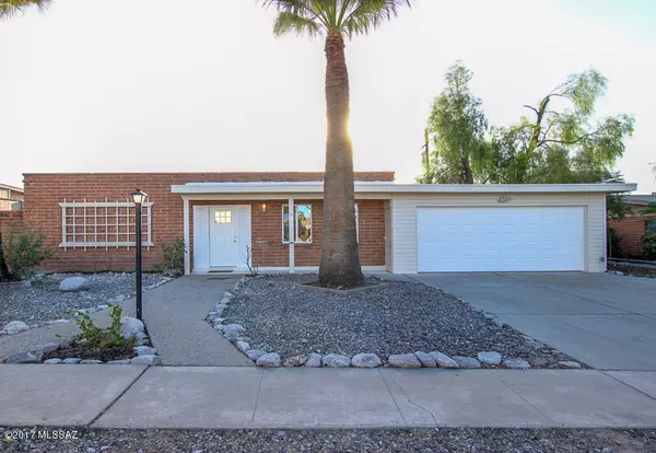 909 N Miller Drive, Tucson, AZ 85710