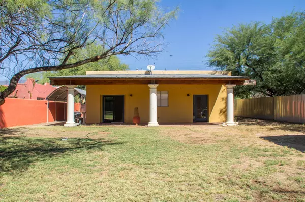 3660 E Fairmount Street, Tucson, AZ 85716