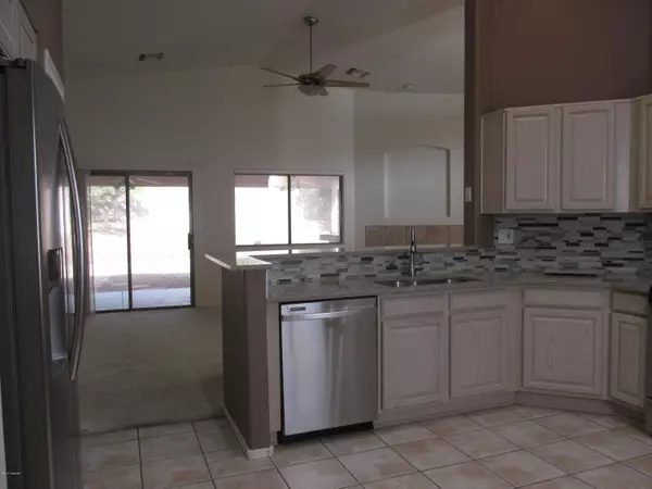 Tucson, AZ 85747,7552 S La Palma Court