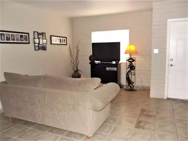 1404 N Riverview Boulevard #E-H, Tucson, AZ 85745