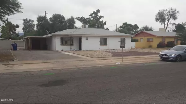 709 S Erin Avenue, Tucson, AZ 85711