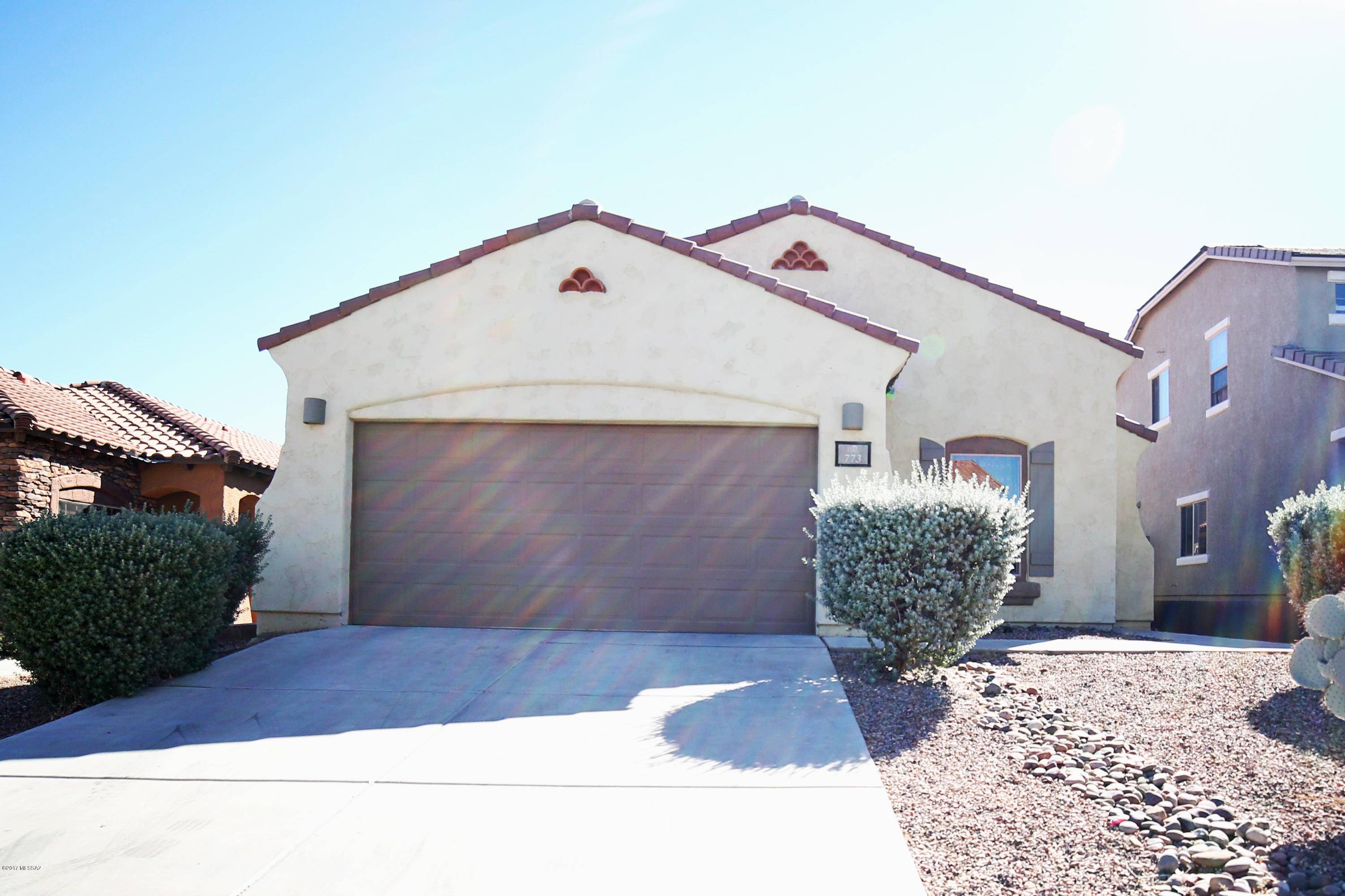 773 W Calle Valenciana, Sahuarita, AZ 85629