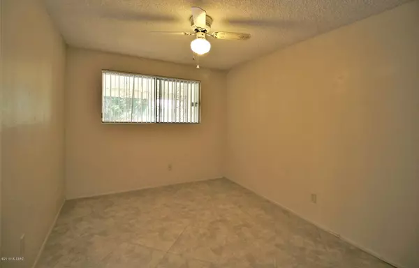 Tucson, AZ 85715,8402 E Sarnoff Place