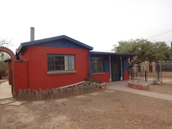 1307 W Hualpai Road, Tucson, AZ 85745