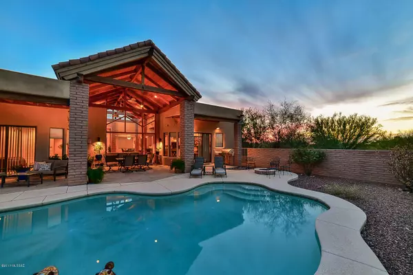 8390 S Triangle R Ranch Place, Vail, AZ 85641