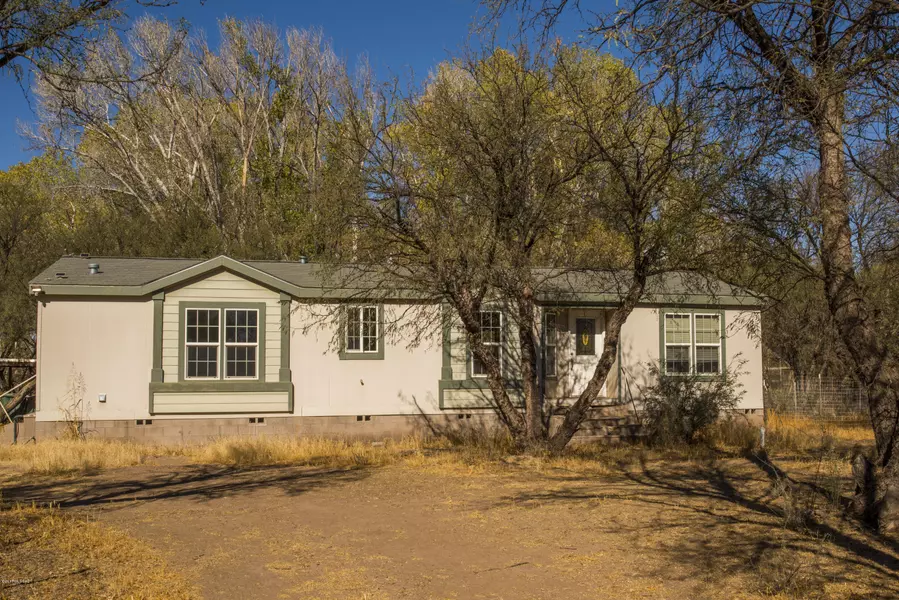 1455 E Landers Road, Huachuca City, AZ 85616